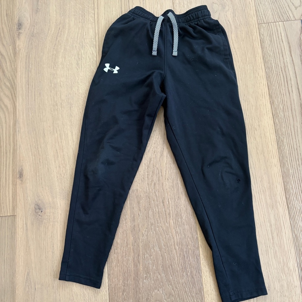 Under armour pants play size small